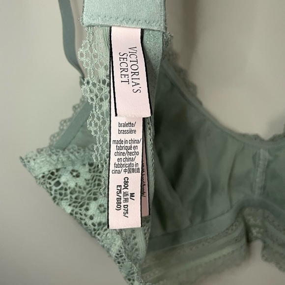 Victoria's Secret Soft-Mint Lacy Bralette - Picture 6 of 6